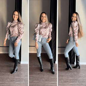 Calça Jeans Peluciada com Elastano + Meia Térmica Grátis